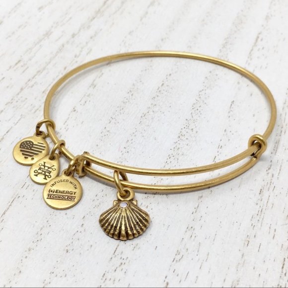 ALEX & ANI Sea Shell Charm Gold Tone Bangle Swarovski Crystals - Picture 1 of 5